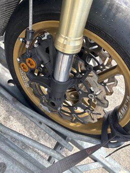 Rozprodam doplnky na Yamaha R1 04-06 Rn12 - 13