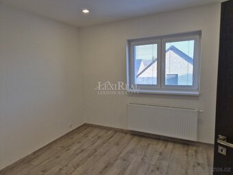 Pronájem bytu 3+1, 84 m2, balkon, sklep, Sluhy - 13