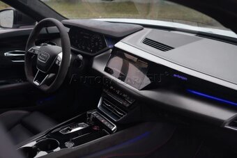 Audi E-tron GT RS - 13
