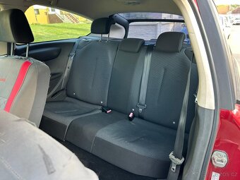Prodám Citroen C4 coupe 1.4 16v r.v 2005 - 13