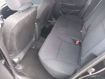 Honda Civic 1.8 Tourer automat - 13