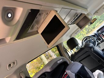 Chrysler Grand Voyager, 2.8 CRD Limited, 120kW, 7 míst - 13