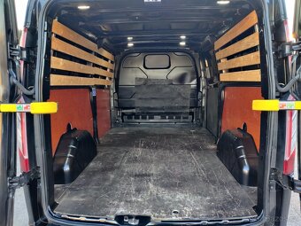 Ford Transit - 13