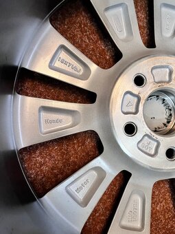 5x114,3 R18 Originál alu Honda H-RV - stav nových - 13