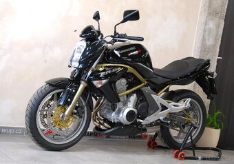 Kawasaki ER-6n - velmi hezký stav - 13
