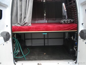 FORD TRANSIT T 300 M,OBYTNÁ VESTAVBA,NOVÁ  STK - 13