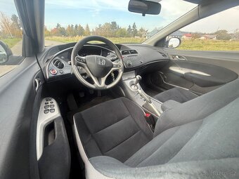 Honda Civic 1,8 VTEC 1.majitel najeto 107000 km - 13