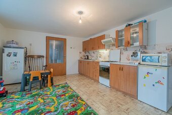Prodej vícegeneračního domu 228 m², Horní Újezd - 13