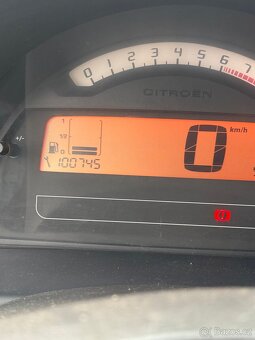 Citroën C3 1.1i, 44 kW – hatchback, červená - 13