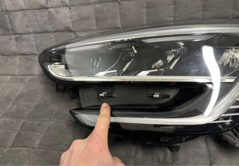 Renault Megane 4 světlo - 13