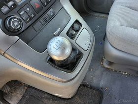 KIA Carnival III 2,9CRDI 2007 MOTOR OK, DILY z AUTA - 13