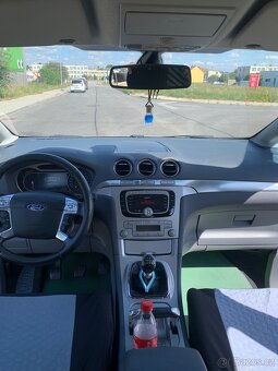 Ford s-max - 13