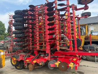 Předseťový kypřič Väderstad Rapid RDA 800S, rok výroby: 2012 - 13