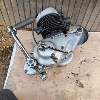 ČZ 175 předvalecna přírubak - 13