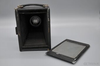 Historický měchový fotoaparát Rodenstock - 13