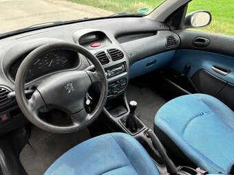 Peugeot 206 1.1i - 13