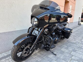 HD Street Glide - 13