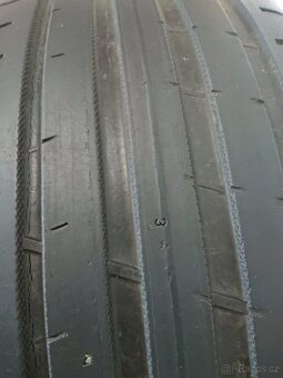 235/45  ZR17 R17 FORD NOKIAN 235/45/17  Letni 4mm - 13