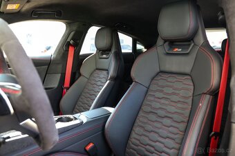 Audi RS e-tron GT, Masáž/HUD/Noční Vidění/SKLADEM - 13