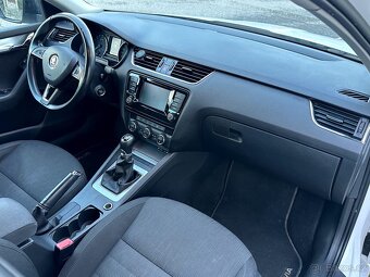Škoda Octavia 3  2.0tdi 110kW původ ČR, serviska - 13