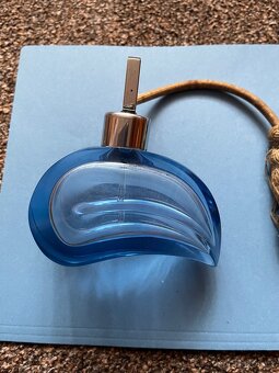 Stará skleněná dóza a flakón - 13