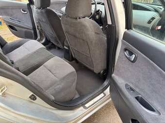Nissan primera - 13