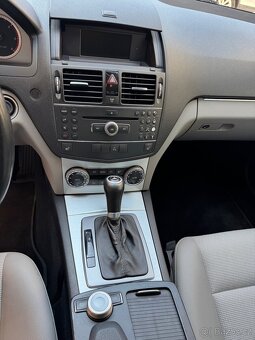 Mercedes C220 Avatngarde - 13
