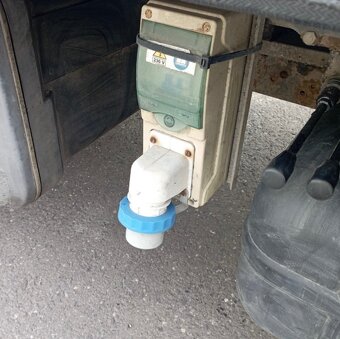 Nissan Cabstar - montážní plošina - 13