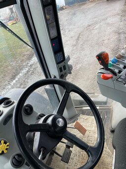 Traktor New holand T 8040 - 13