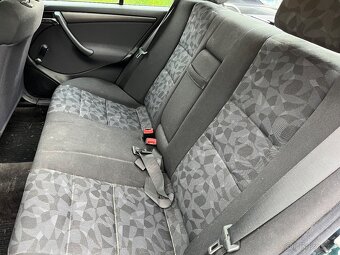 Mercedes C 220CDI r.v.1998  najeto pouze 117Tkm - 13