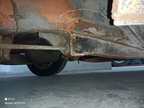 Datsun 240Z - 13