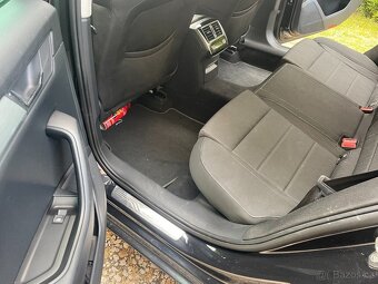 Škoda Superb 2,0 TDI DSG r.v. 2016 combi černé, tažné - 13