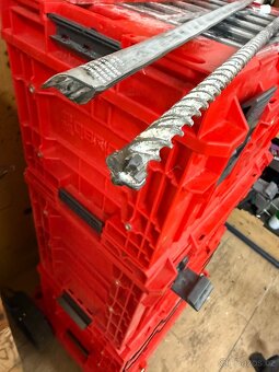 aku Bosch SDS plus, uhlová bruska, akumulátory, vysavč - 13