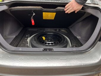 Volvo S40, 1.6 Benzín, nová STK, TZ - 13