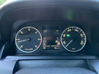Land Rover Discovery 4 3.0D 7MÍST TAŽNÉ KŮŽE 4x4 - 13