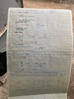 Prodám Mercedes W123 piano 200D - 13