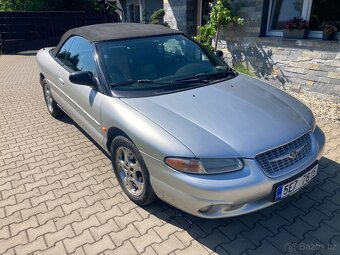 Kabriolet Chrysler 2.5i - automat - 13