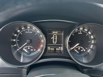 Škoda super 2 facelift 1.6 TDI - 13