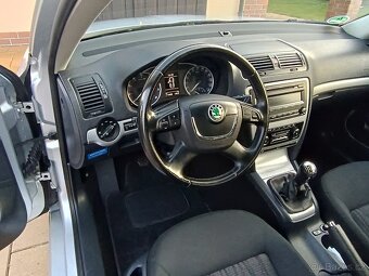Octavia II - 1.4TSI - REZERVACE -Facelift- ELEGANCE  Klima - 13