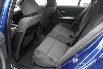 BMW E90 325i M-Paket Manuál Adaptivní tempomat - 13