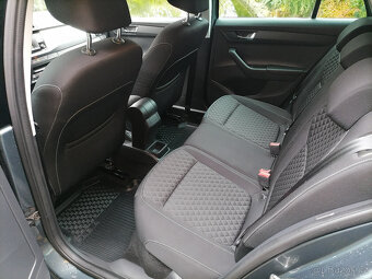 Škoda Fabia 1.2i 66kwR2017NehavarovanáNelakovanáJenServŠkoda - 13