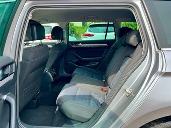 VW Passat 1.4 TSI 160 kW GTE LED,CZ,DPH,PHEV - 13