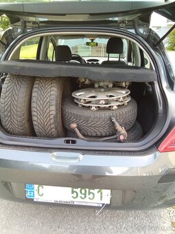 Peugeot 308 LION,1.6 HDI, KLIMA, TAŽNÉ, nová CZ STK. - 13