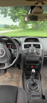 Renault Megane 1.9 dci 96 kW - 13
