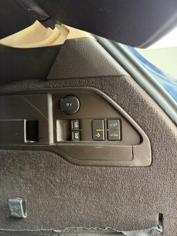 Volkswagen Touareg - 13