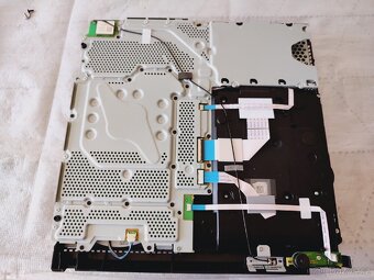 Playstation 4 - 13