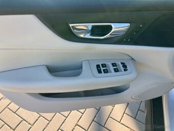 Volvo V60 CROSS COUNTRY AWD AT POLESTAR - 13