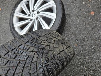 Škoda Octavia - zimní orig. ALU sada Perseus 5x112 R18 - - 13