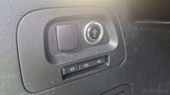 Ford S-MAX 2,0 150HPTitanium automat ODPOČET DPH - 13