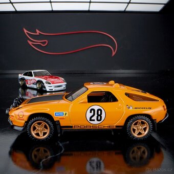 Hot Wheels Elite 64 Porsche 928 Safari - 13